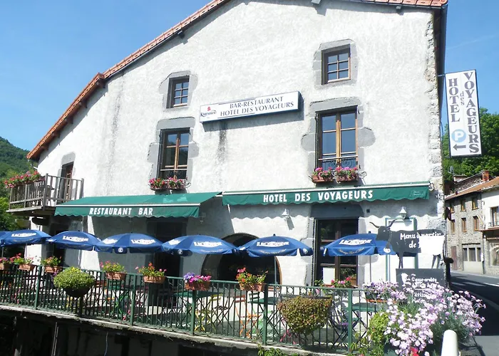 Hotel Des Voyageurs Ferrières-Saint-Mary
